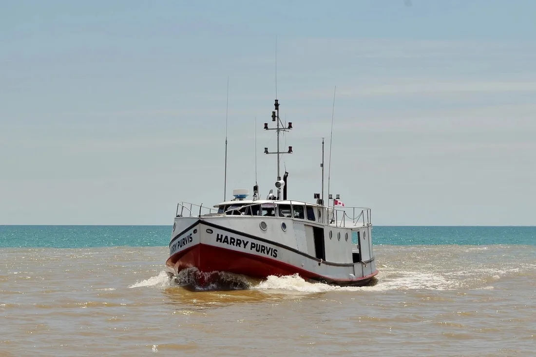 The fishing tug Harry Purvis under way on Lake Erie.